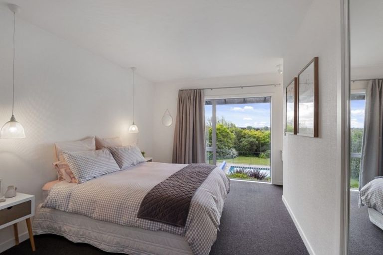 Photo of property in 7 Chaston Close, Westmorland, Christchurch, 8025