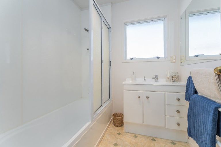 Photo of property in 33 Springbok Avenue, Whitianga, 3510