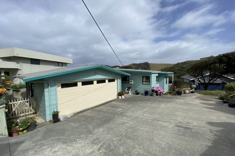 Photo of property in 23 Ocean View Terrace, Baylys Beach, Dargaville, 0377