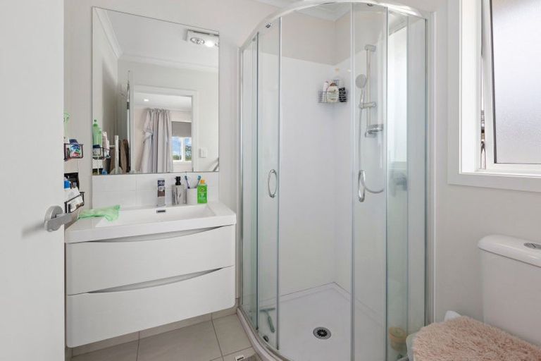 Photo of property in 11 Manawaroa Close, Grandview Heights, Hamilton, 3200