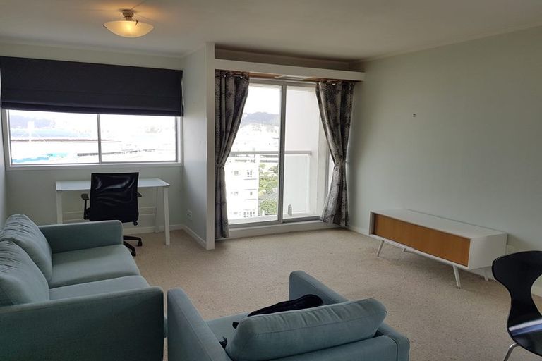 Photo of property in Grosvenor Flats, 19 Cottleville Terrace, Thorndon, Wellington, 6011