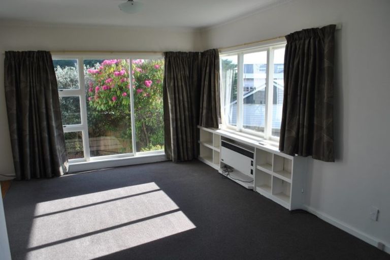 Photo of property in 61 Dyers Pass Road, Cashmere, Christchurch, 8022