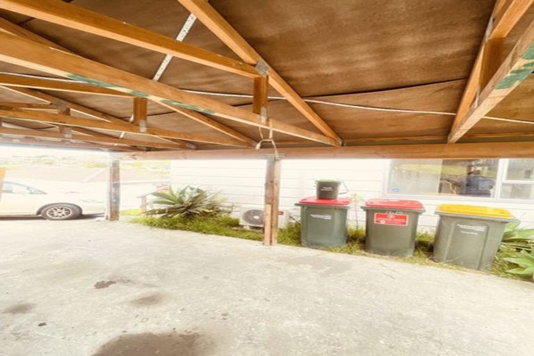 Photo of property in 16b Cedar Heights Avenue, Massey, Auckland, 0614