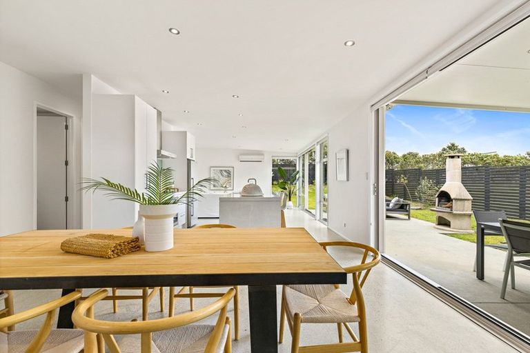 Photo of property in 22 Te Mana Street, Omaha, 0986