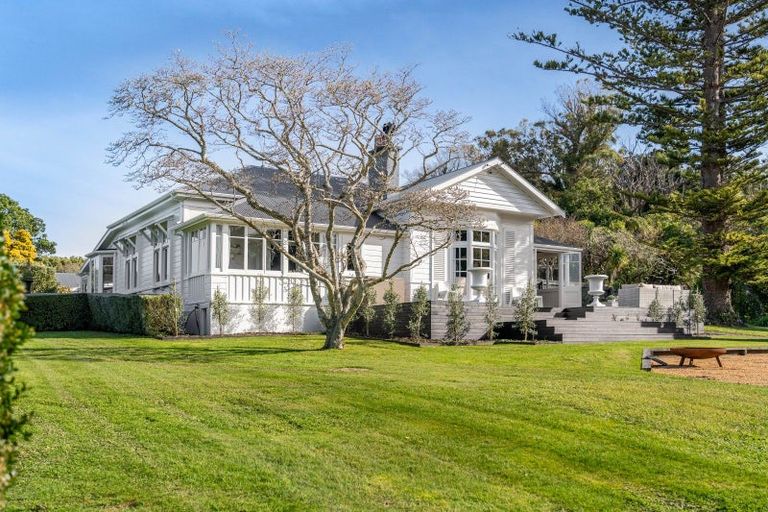 Photo of property in 33 Wairere Road, Belmont, Lower Hutt, 5010