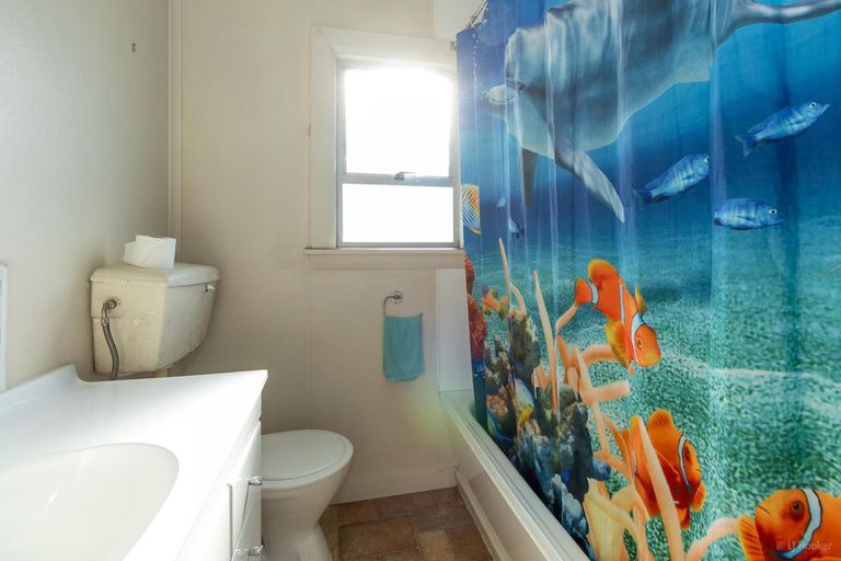 Photo of property in 141 Evans Street, Waimataitai, Timaru, 7910