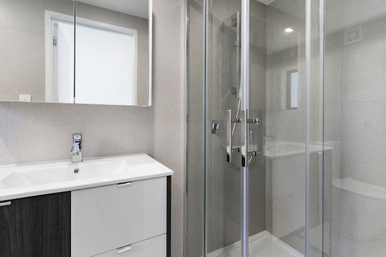 Photo of property in 14 Rangimarie Close, Opaheke, Papakura, 2113