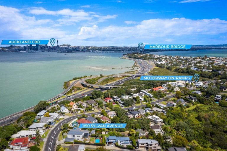 Photo of property in 1/50 Sylvan Avenue, Northcote, Auckland, 0627