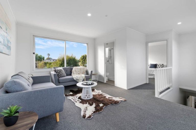 Photo of property in 11 Paul Place, Pakuranga, Auckland, 2010