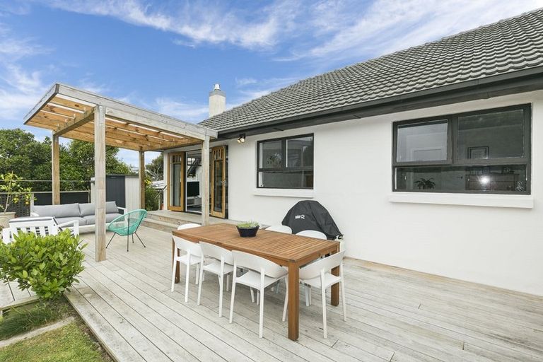 Photo of property in 38a Agra Crescent, Khandallah, Wellington, 6035