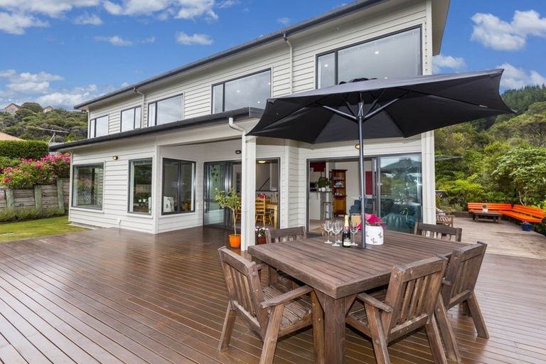 Photo of property in 12 Sylvan Way, Silverstream, Upper Hutt, 5019