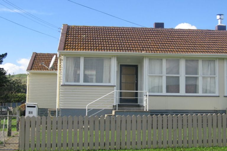 Photo of property in 31-33 Justine Street, Cannons Creek, Porirua, 5024