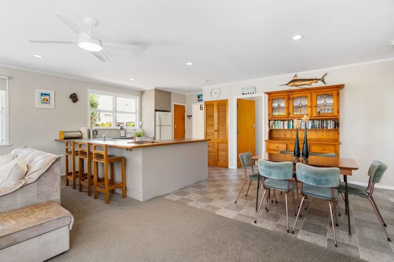 Photo of property in 21 Given Grove, Pauanui, Hikuai, 3579