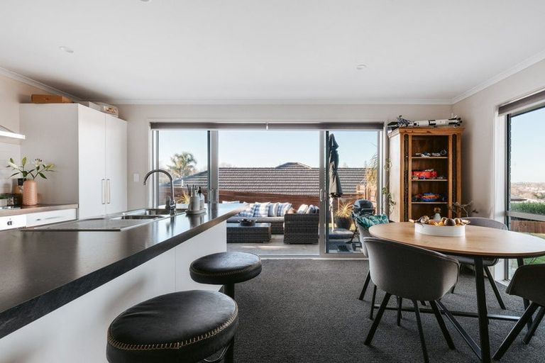 Photo of property in 31 Fairfax Crescent, Pyes Pa, Tauranga, 3112