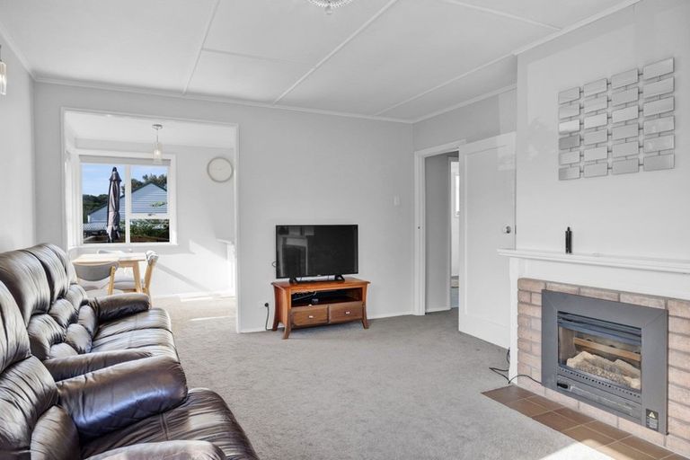 Photo of property in 16 Plympton Street, Brooklands, New Plymouth, 4310