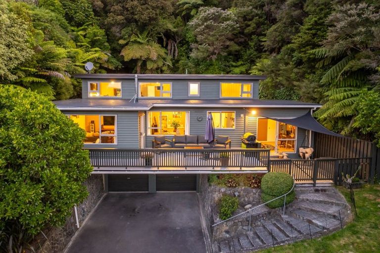 Photo of property in 50 Ngahere Street, Stokes Valley, Lower Hutt, 5019