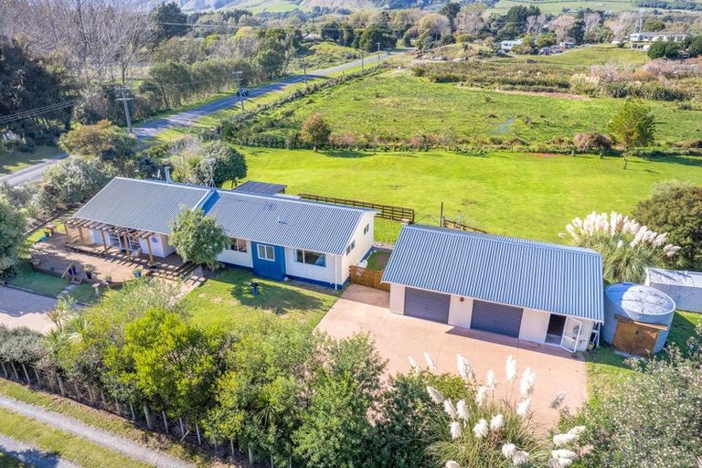 Photo of property in 149 Peka Peka Road, Peka Peka, Waikanae, 5391