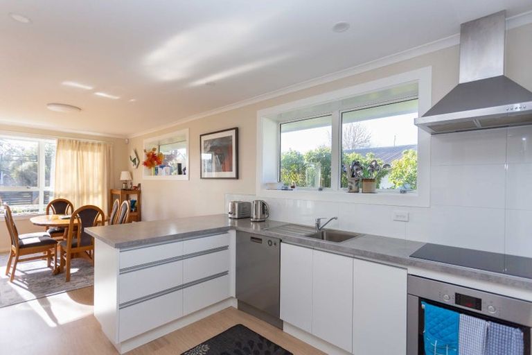 Photo of property in 3 Saffron Street, Bryndwr, Christchurch, 8053