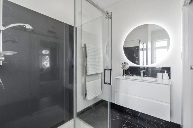 Photo of property in 2 Glenalmond Road, Mount Eden, Auckland, 1024