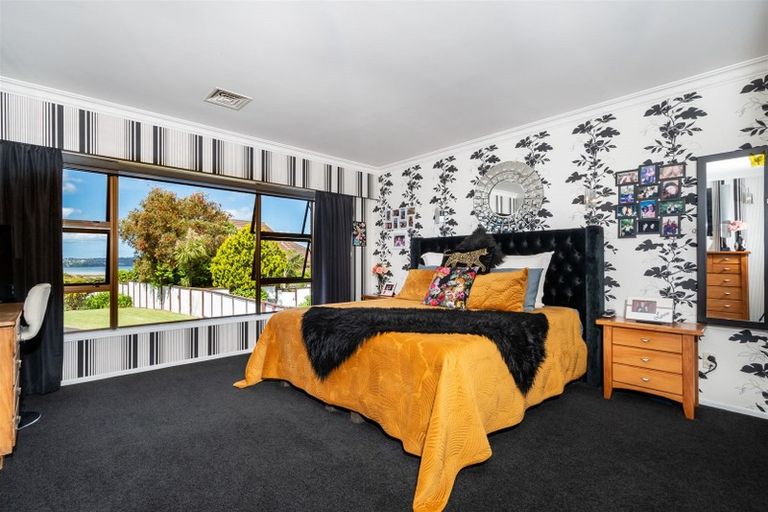 Photo of property in 161 Luckens Road, West Harbour, Auckland, 0618