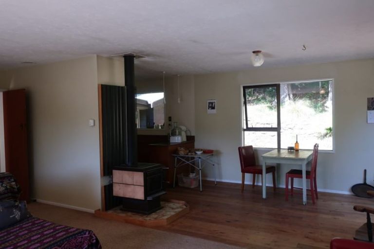 Photo of property in 102 Reynolds Valley Road, Okuti Valley, Little River, 7591