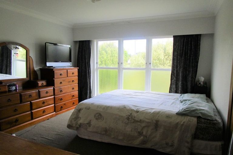 Photo of property in 28 King Edward Avenue, Papakura, 2110