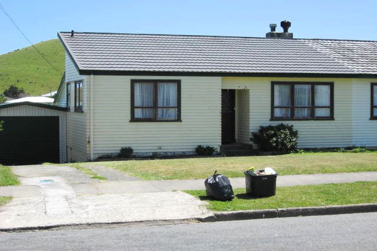 Photo of property in 59a Herewini Street, Titahi Bay, Porirua, 5022