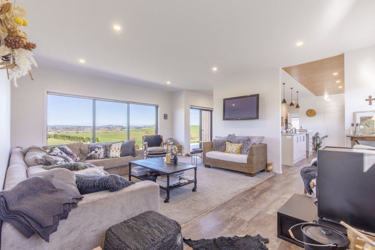 Photo of property in 471 Hatuma Road, Waipukurau, 4281