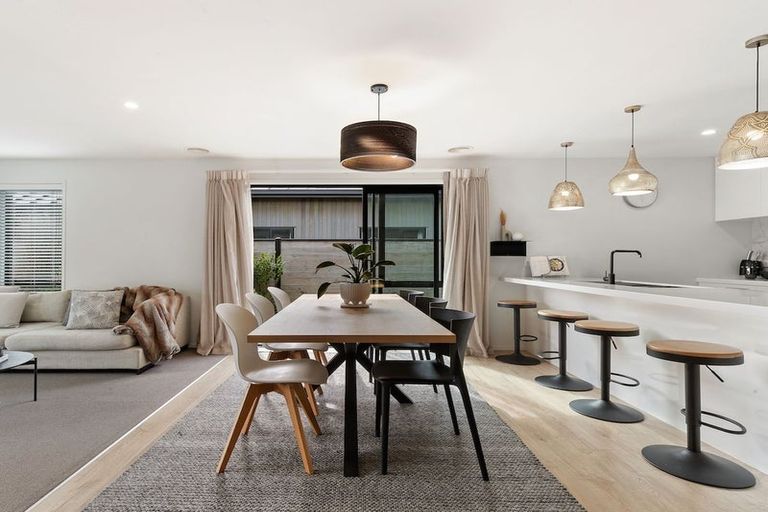 Photo of property in 13 Wheat Street, Jacks Point, Queenstown, 9371