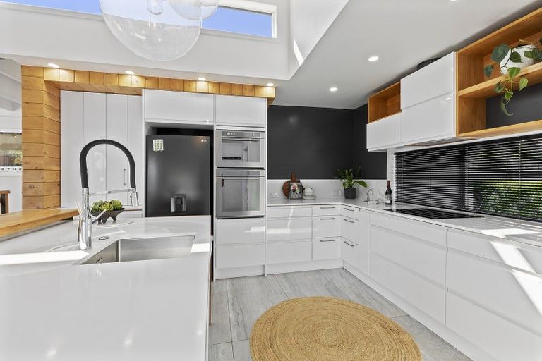 Photo of property in 51a Mandalay Terrace, Khandallah, Wellington, 6035