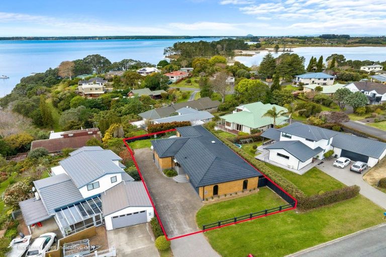 Photo of property in 228 Tanners Point Road, Tanners Point, Katikati, 3177