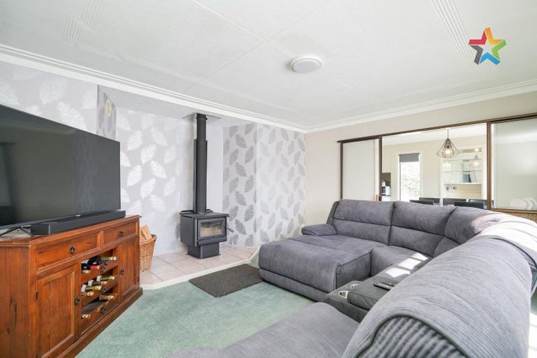 Photo of property in 216 Conyers Street, Strathern, Invercargill, 9812