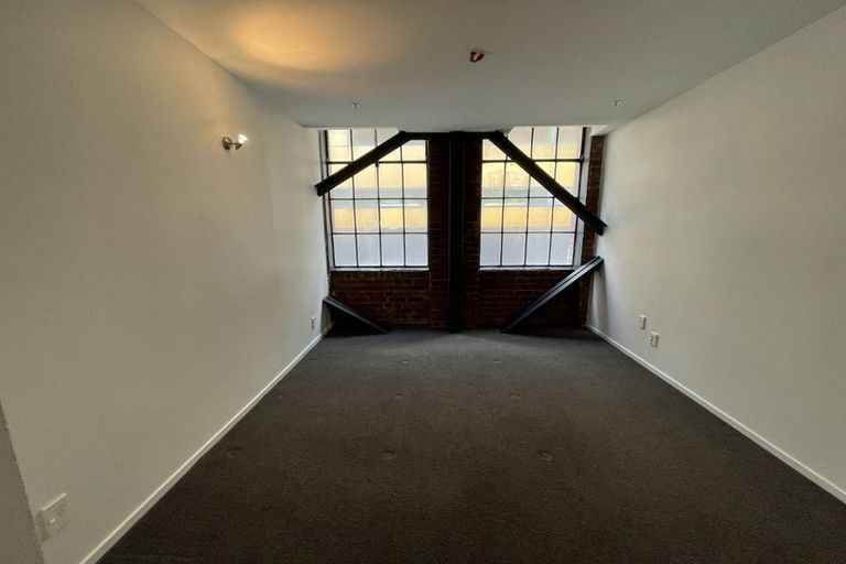 Photo of property in Bond Store Apartments, 8h Egmont Street, Te Aro, Wellington, 6011