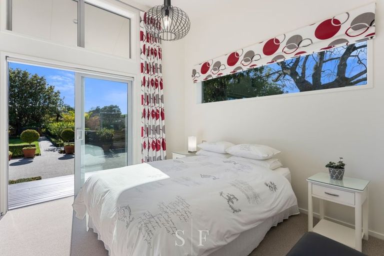 Photo of property in 8 Ngarara Road, Waikanae, 5036