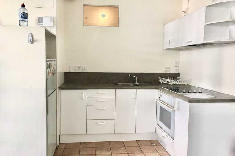 Photo of property in Regency Apartments, 5g/49 Manners Street, Te Aro, Wellington, 6011