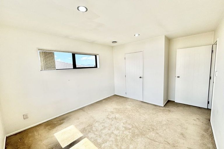 Photo of property in 51 James Laurie Street, Henderson, Auckland, 0612