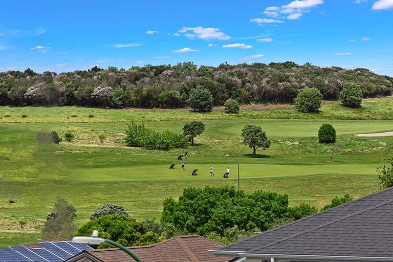 Photo of property in 53 Maylee Crescent, Gulf Harbour, Whangaparaoa, 0930