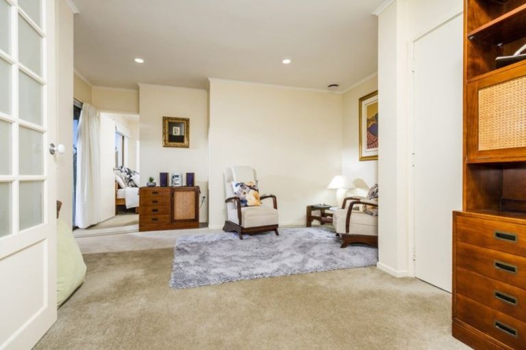 Photo of property in 1/88 Hebron Road, Waiake, Auckland, 0630