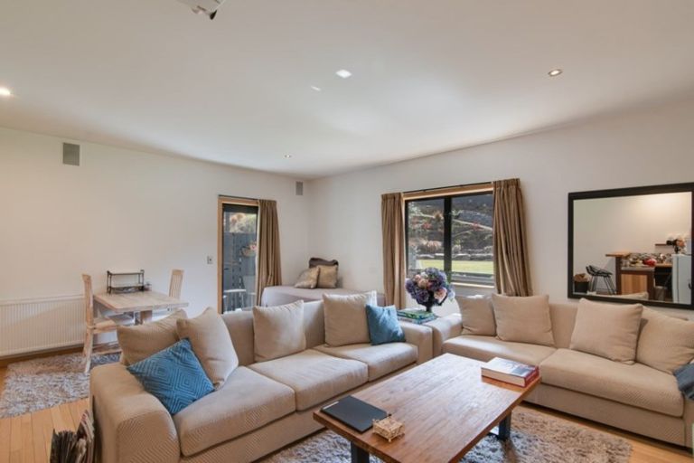 Photo of property in Butel Park, 4 Mace Lane, Arrowtown, 9302