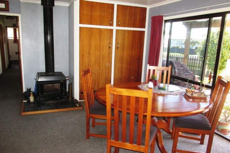 Photo of property in 16 Andersen Street, Reefton, 7830