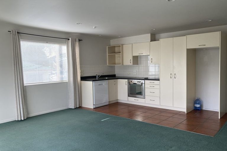 Photo of property in 55 Scarborough Terrace, Mount Victoria, Wellington, 6011