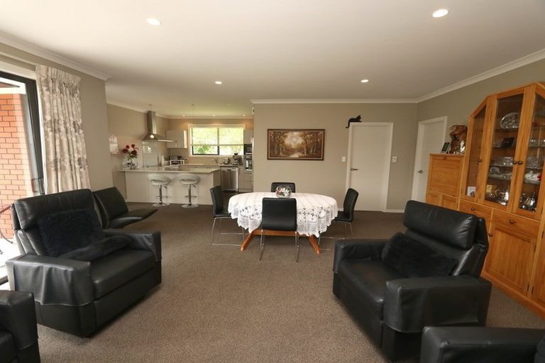 Photo of property in 16 Charlesworth Drive, Allenton, Ashburton, 7700