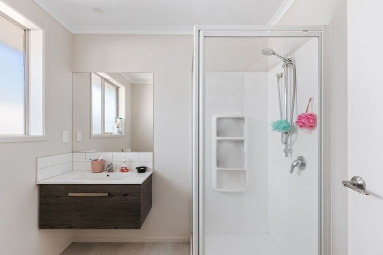 Photo of property in 7 Oka Street, Papamoa Beach, Papamoa, 3118