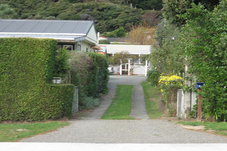 Photo of property in 8 Ruahine Street, Paraparaumu, 5032