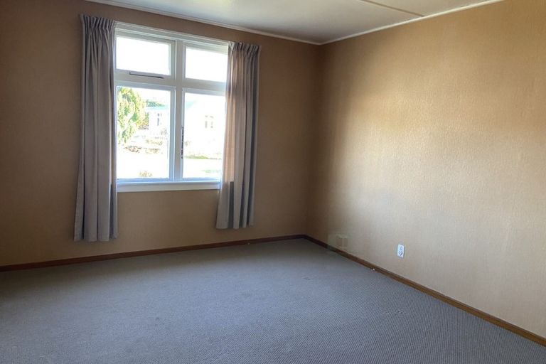 Photo of property in 22 Cornwall Street, Mossburn, 9792