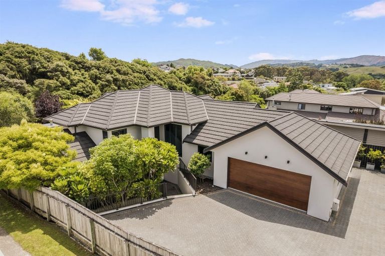 Photo of property in 34 Navigation Drive, Whitby, Porirua, 5024