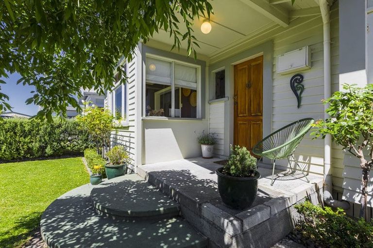 Photo of property in 142 Nelson Crescent, Napier South, Napier, 4110