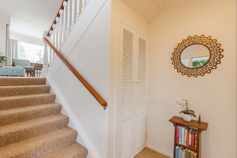 Photo of property in 48 Great North Road, Saint Johns Hill, Whanganui, 4500