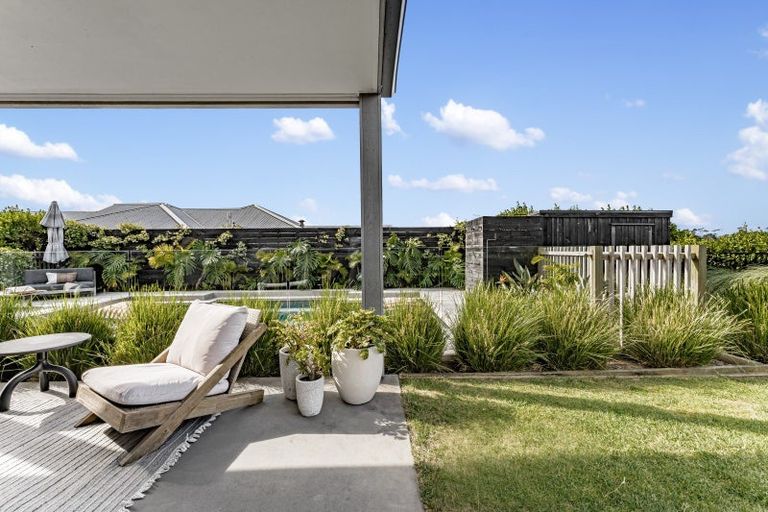 Photo of property in 17 Dinning Road, Riverhead, 0820