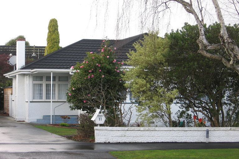 Photo of property in 11a Franklin Avenue, Hokowhitu, Palmerston North, 4410